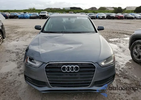 2015 Audi A4 Premium z USA, uszkodzony, nr VIN WAUAFAFL1FN028778